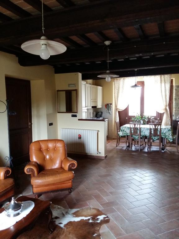 Agriturismo Il Melo Valfabbrica 外观 照片