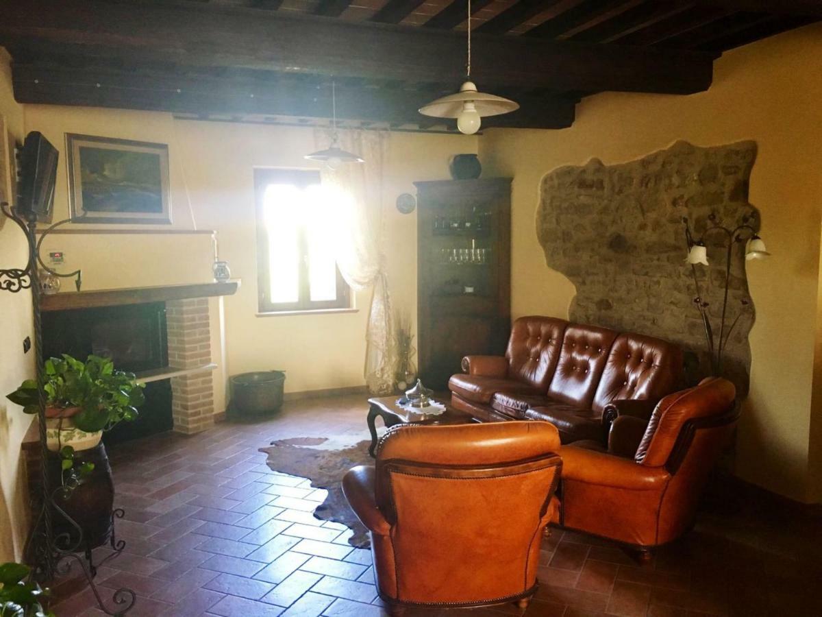 Agriturismo Il Melo Valfabbrica 外观 照片